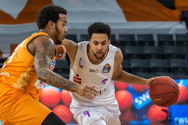 奥林匹克全球合作伙伴百威英博续约至2032年.